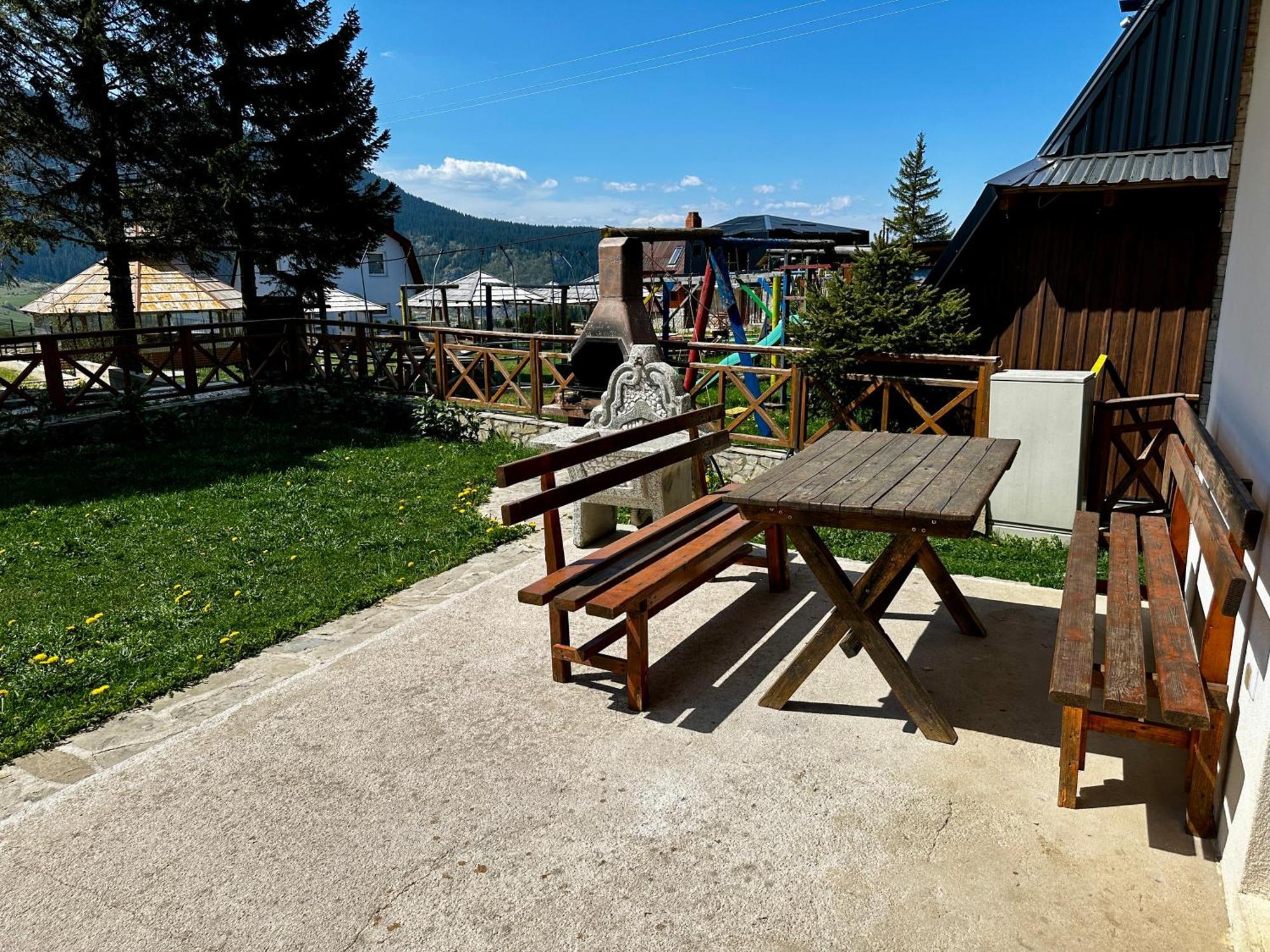Holiday Home Krajina II Vlasic Kültér fotó